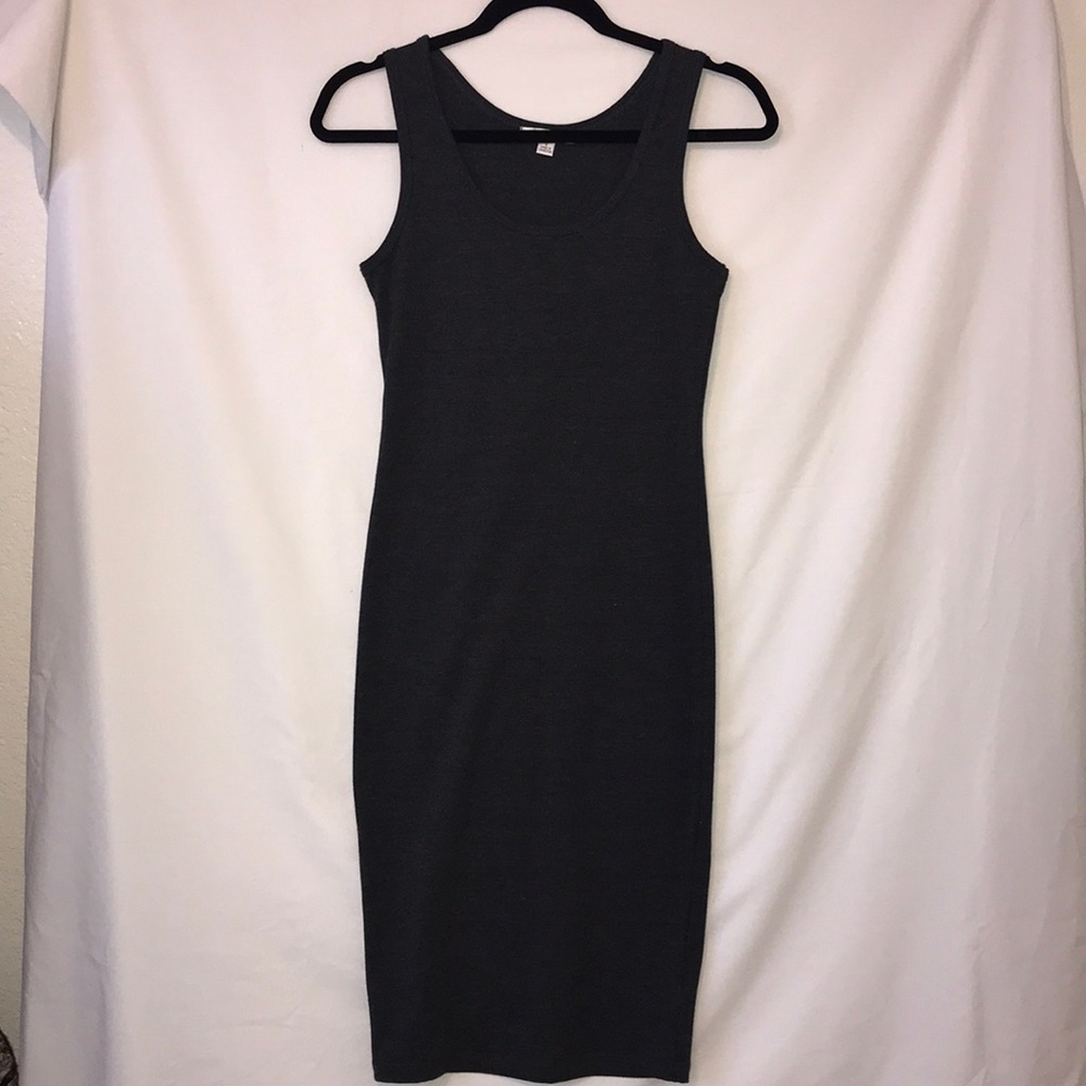 Tight fitting mid-dress